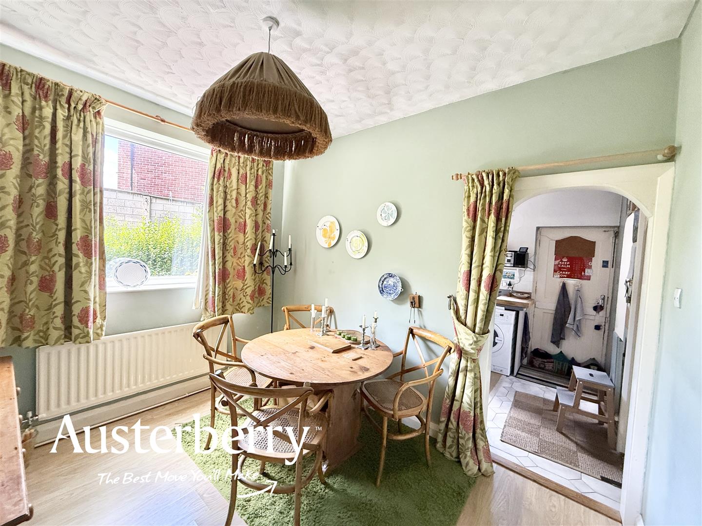3 bed property in Trentham Road, Stoke-On-Trent